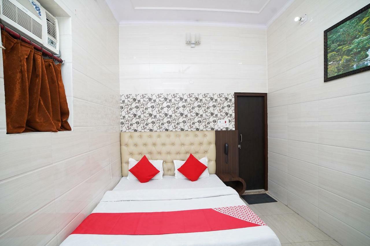Oyo 39543 Hotel Kk Pantnagar 外观 照片