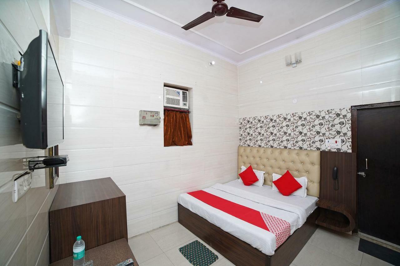 Oyo 39543 Hotel Kk Pantnagar 外观 照片