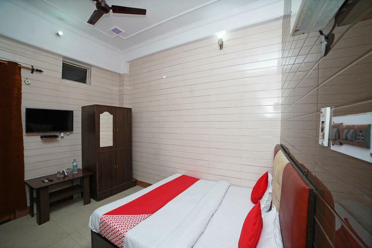 Oyo 39543 Hotel Kk Pantnagar 外观 照片
